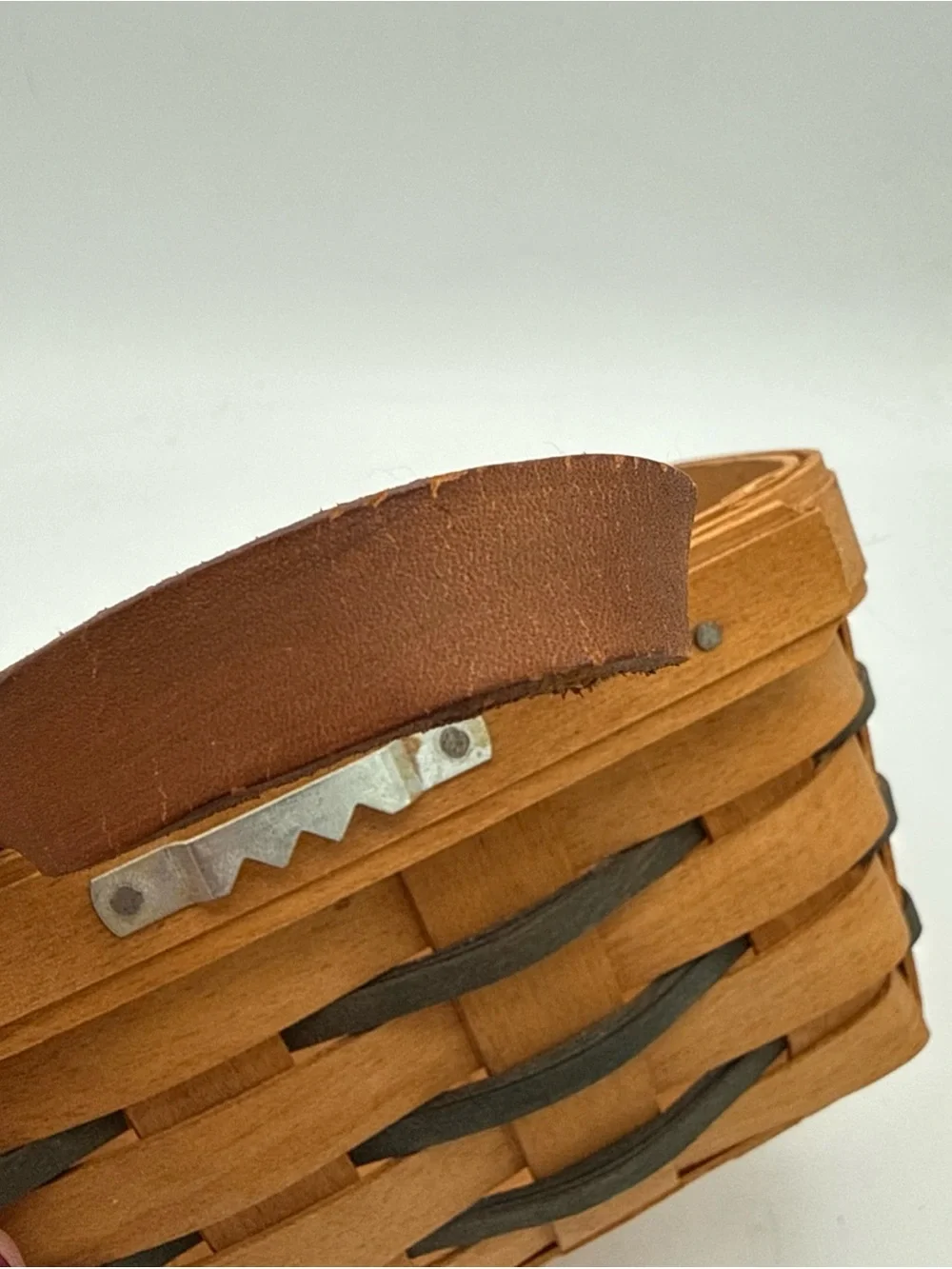 Vintage 1997 Longaberger Small Wall Hanging Key Basket Leather Strap Handle